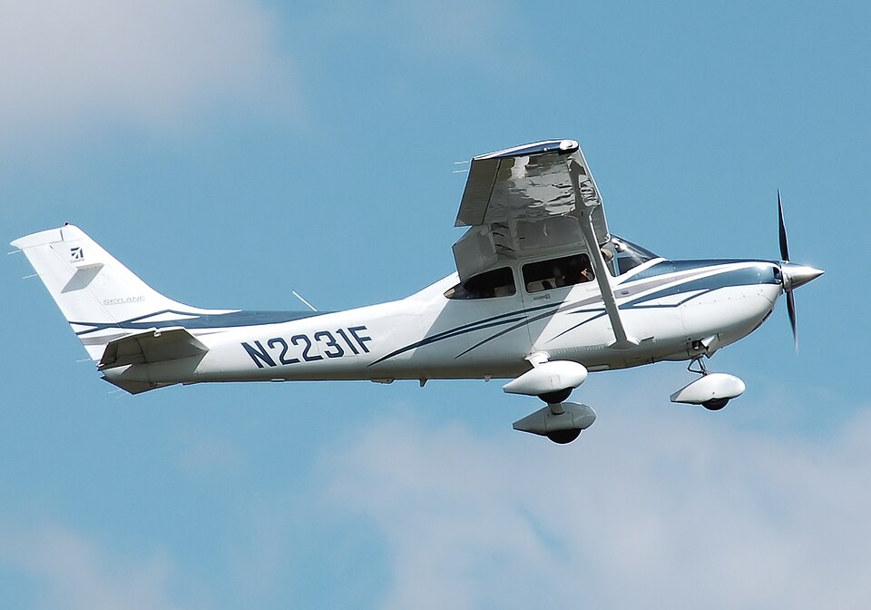 Cessna (Textron Aviation) 182 Skylane